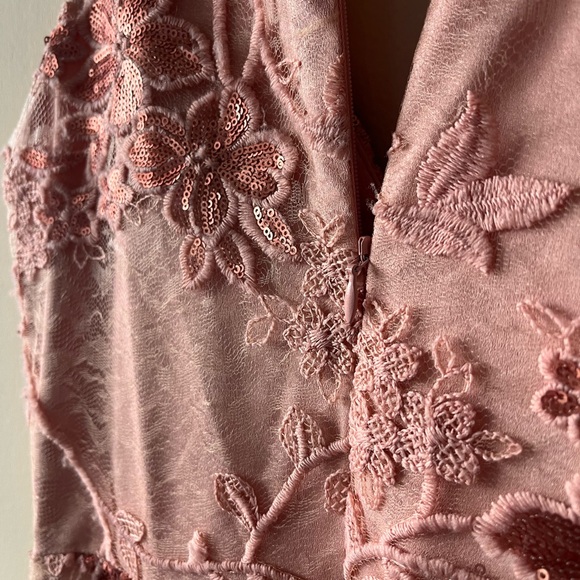 Dress the Population Ally dress - Picture 8 of 10